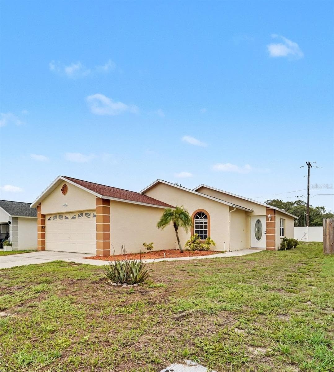 Single Family Residence at 10236 FLAGSHIP AVE, PORT RICHEY, photo 2 of 19