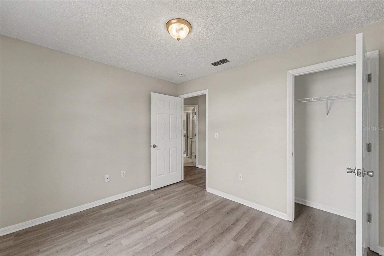 Single Family Residence at 10236 FLAGSHIP AVE, PORT RICHEY, photo 10 of 19