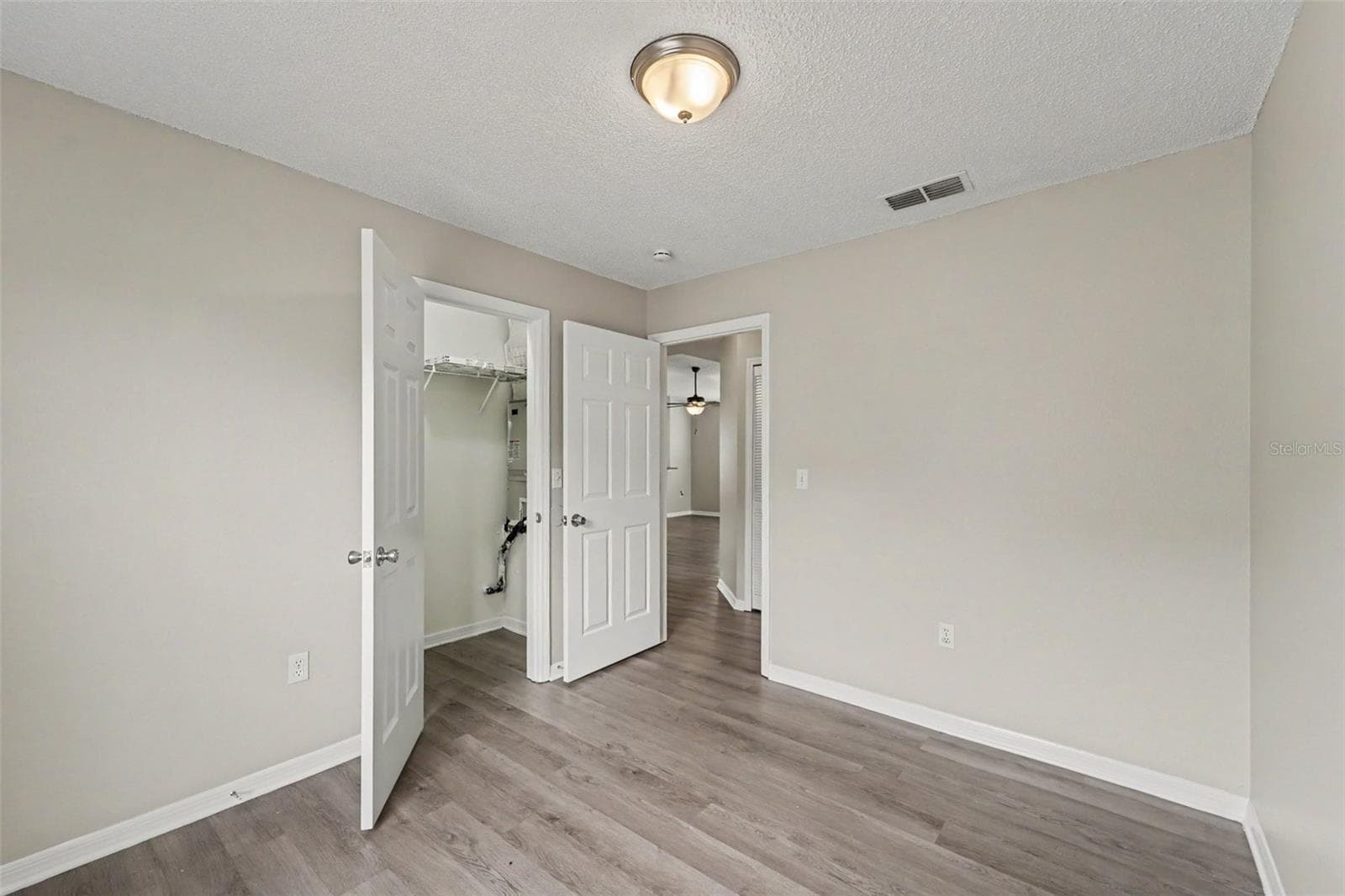 Single Family Residence at 10236 FLAGSHIP AVE, PORT RICHEY, photo 15 of 19