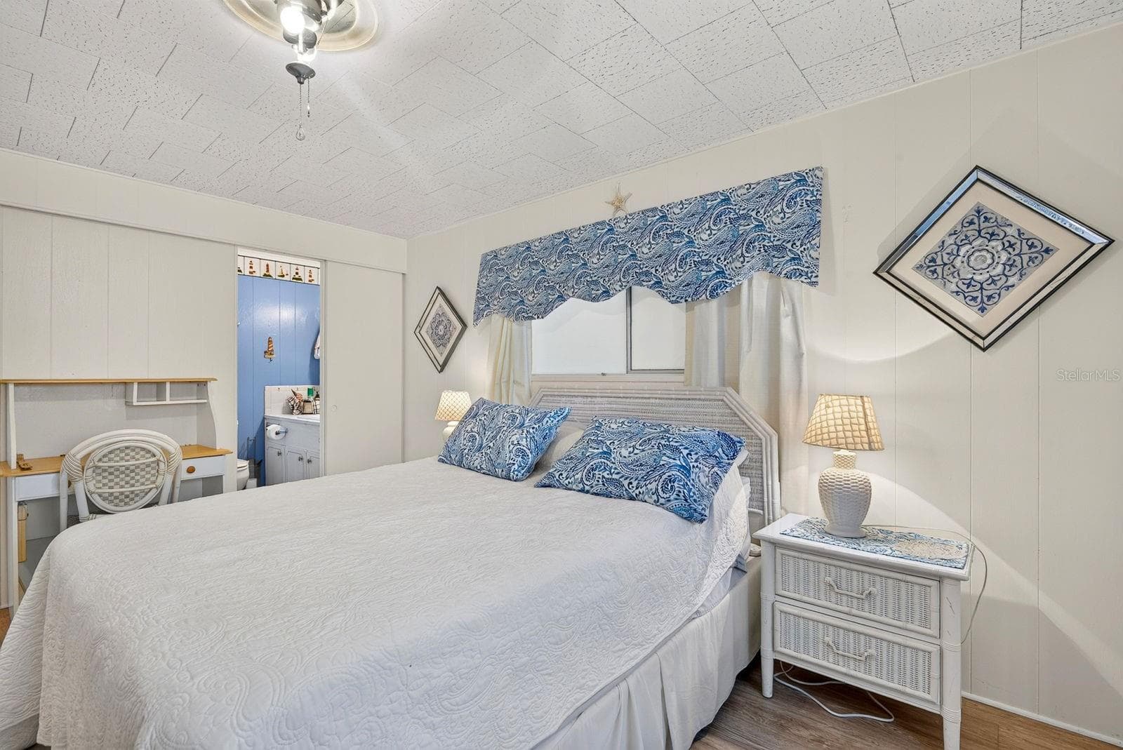 Large Master with Master bath - 37 CABALLO WAY, BRADENTON