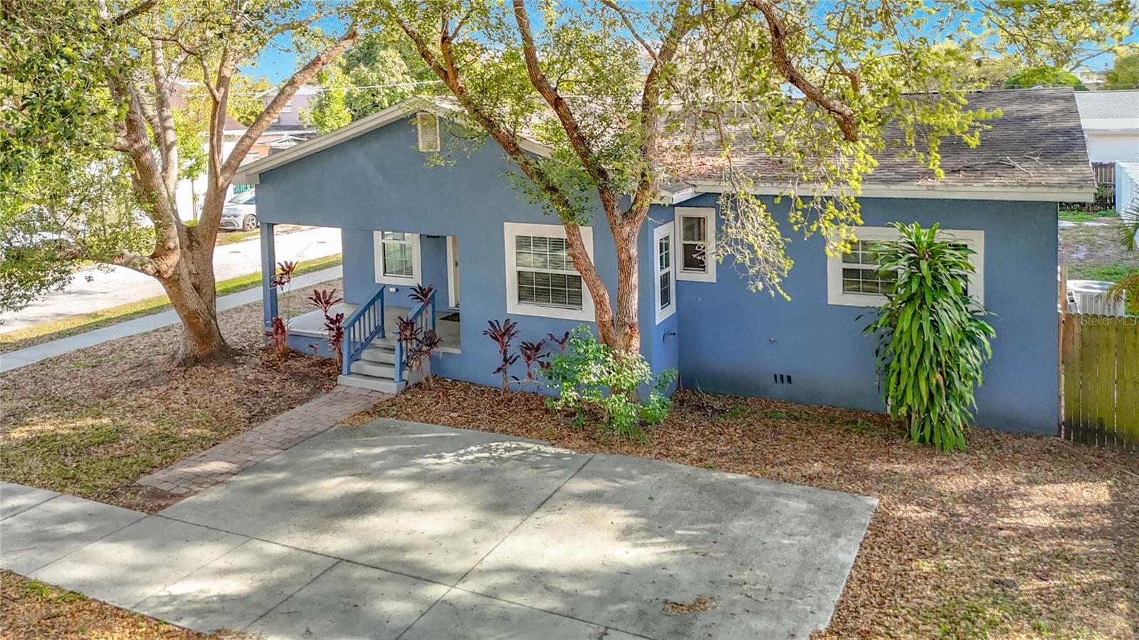 Single Family Residence at 3002 W ARCH ST, TAMPA, photo 6 of 67