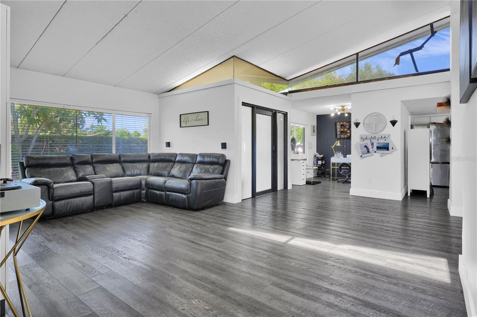 Single Family Residence at 19755 SW 241ST TER, HOMESTEAD, photo 6 of 32
