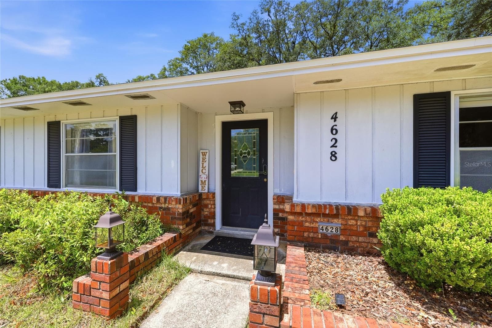 Front Entrance - 4628 NW 40TH ST, GAINESVILLE