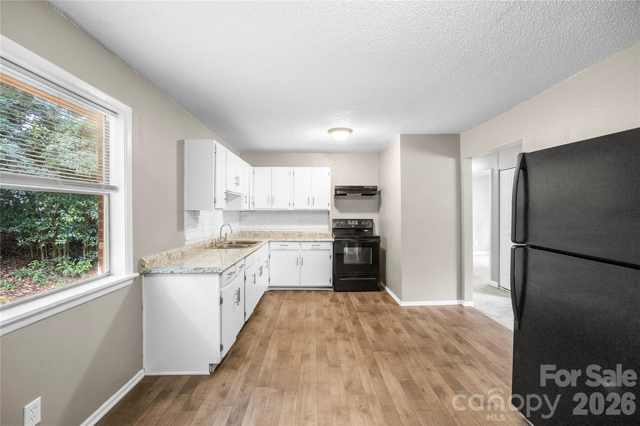 Single Family Residence at 9408 Spruce Pine Place, Charlotte, photo 14 of 34