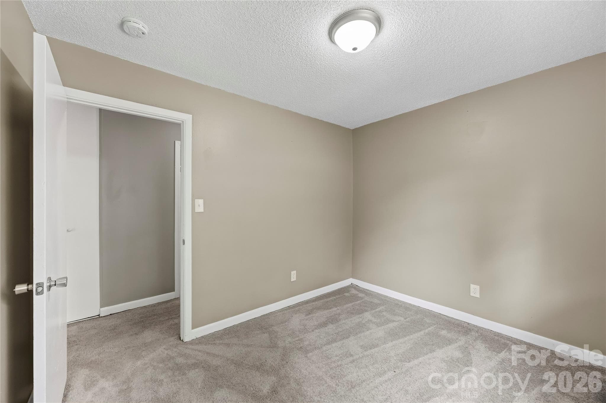 Single Family Residence at 9408 Spruce Pine Place, Charlotte, photo 17 of 34
