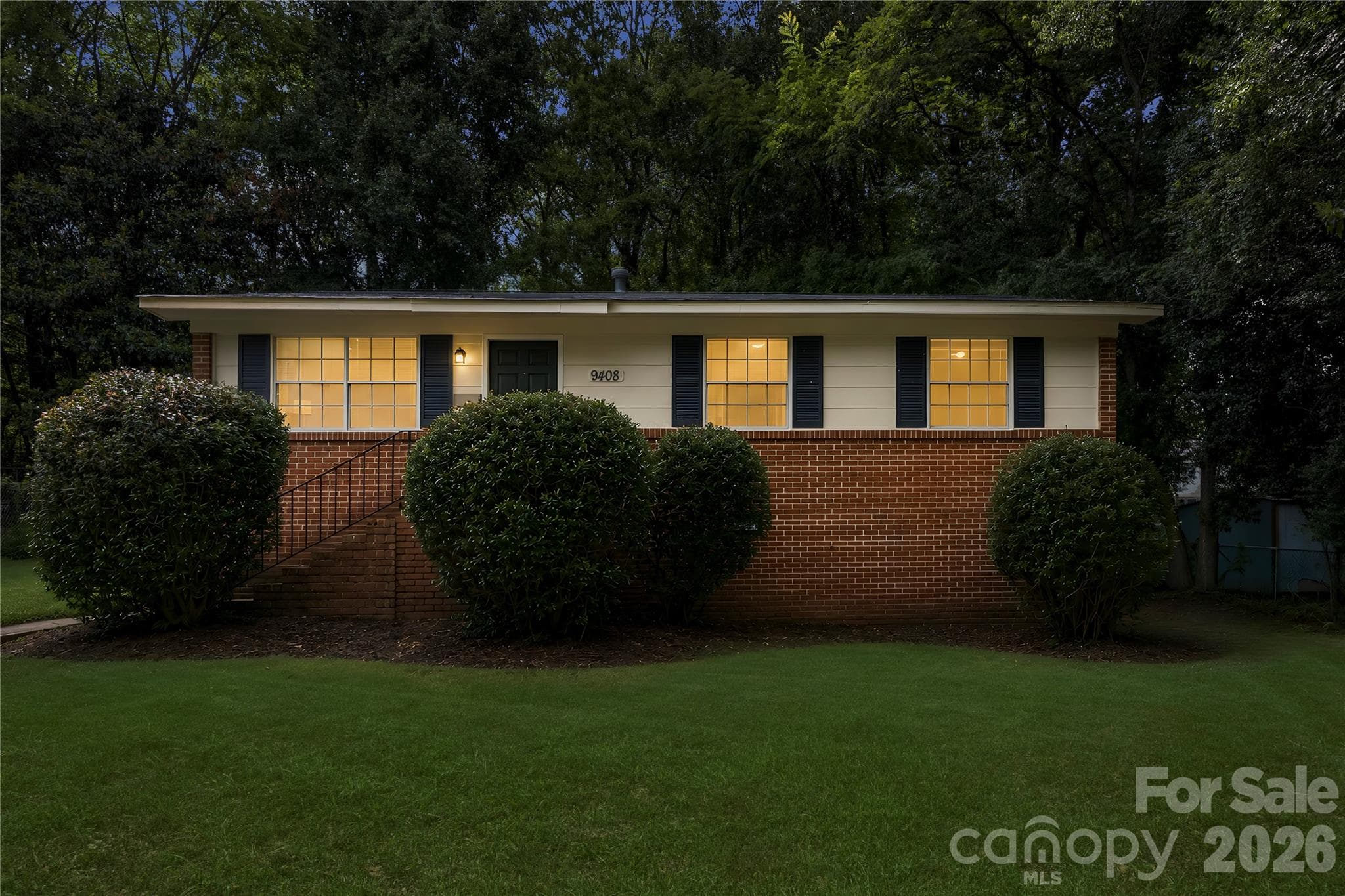 Single Family Residence at 9408 Spruce Pine Place, Charlotte, photo 34 of 34