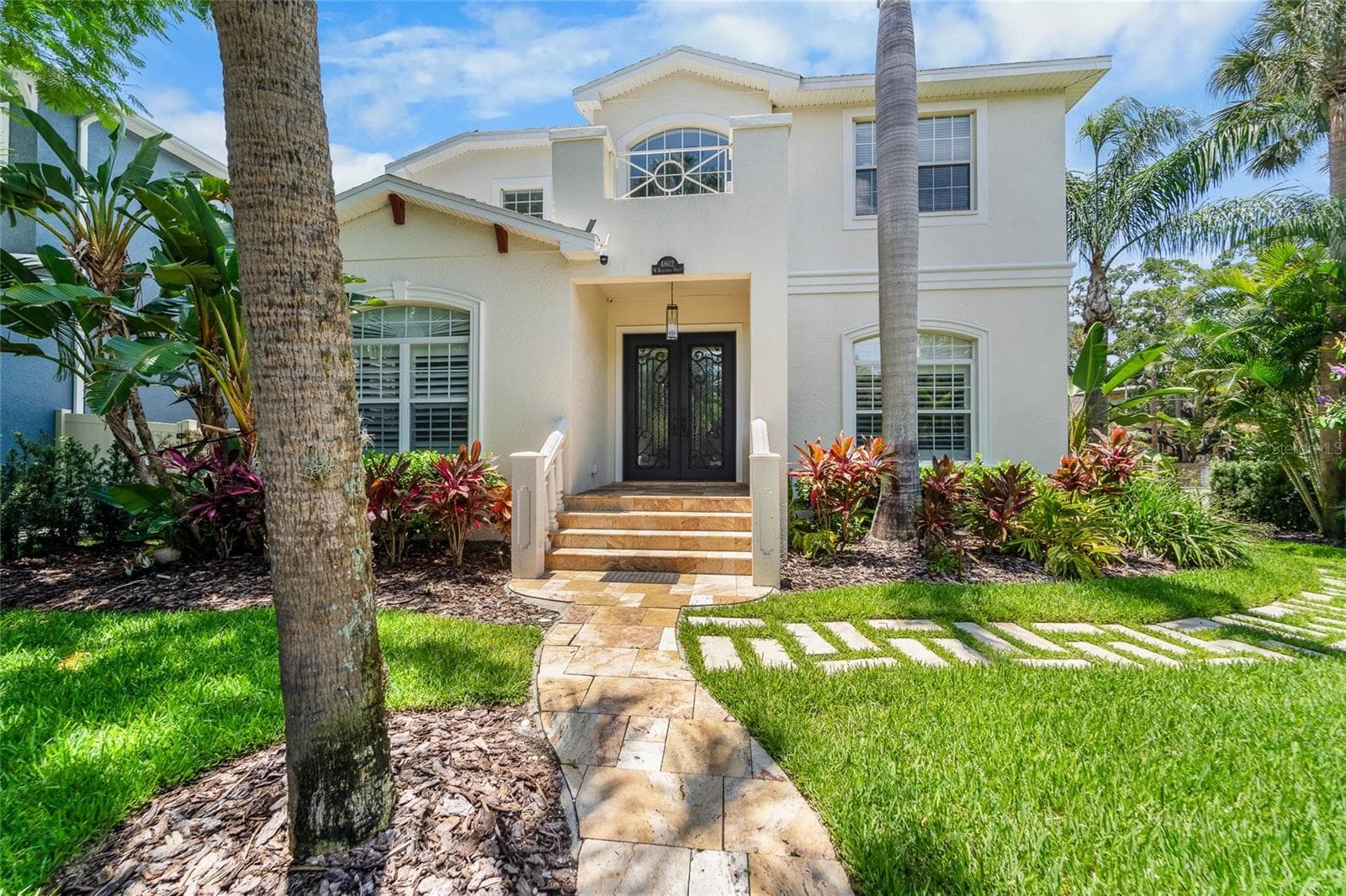 Single Family Residence at 4802 W BEACHWAY DR, TAMPA, photo 2 of 47