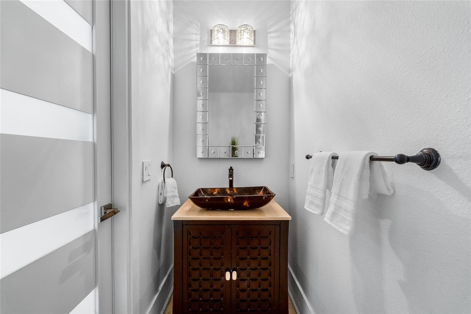 First floor half bath - 4802 W BEACHWAY DR, TAMPA