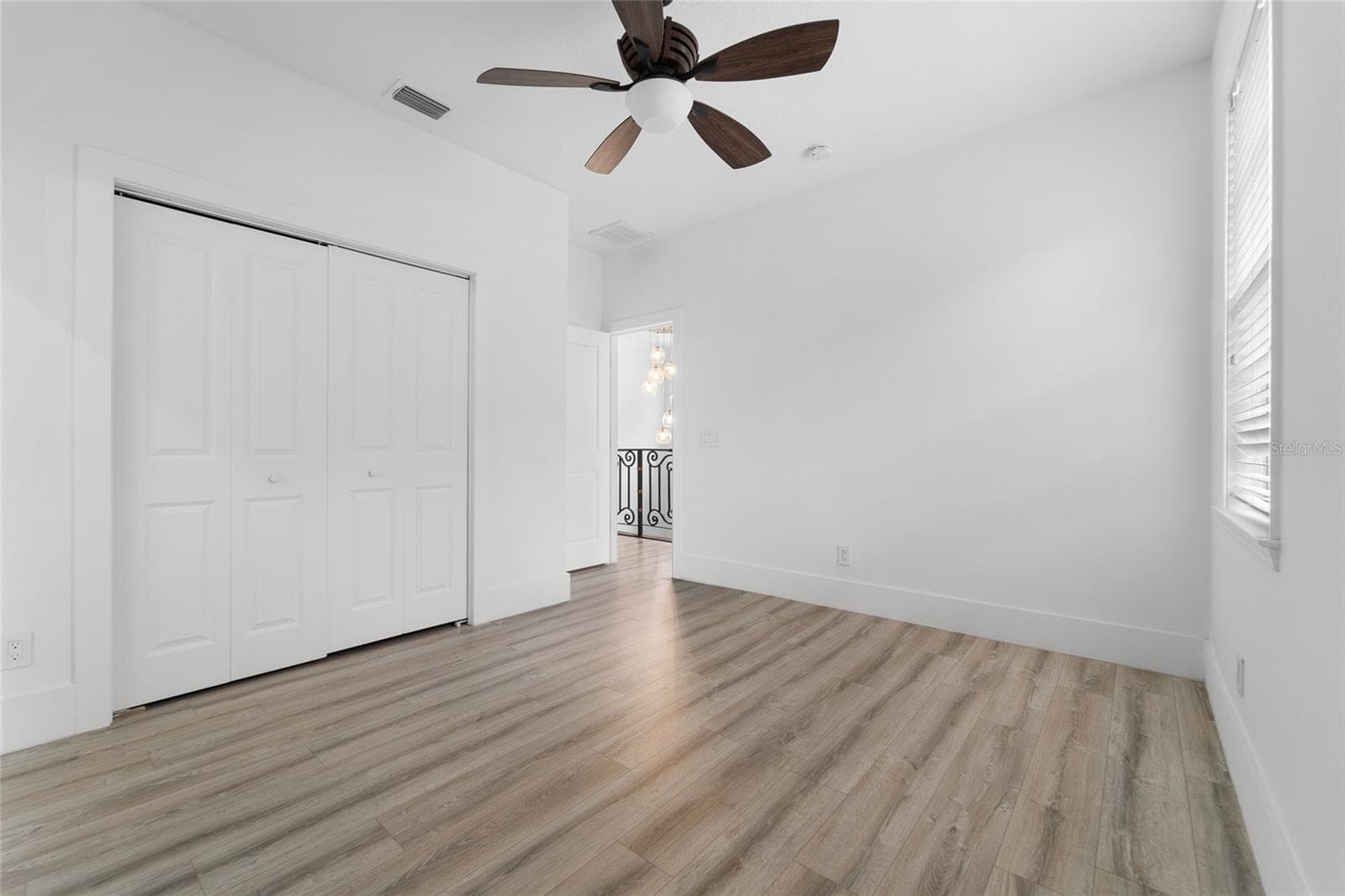 Single Family Residence at 4802 W BEACHWAY DR, TAMPA, photo 26 of 47