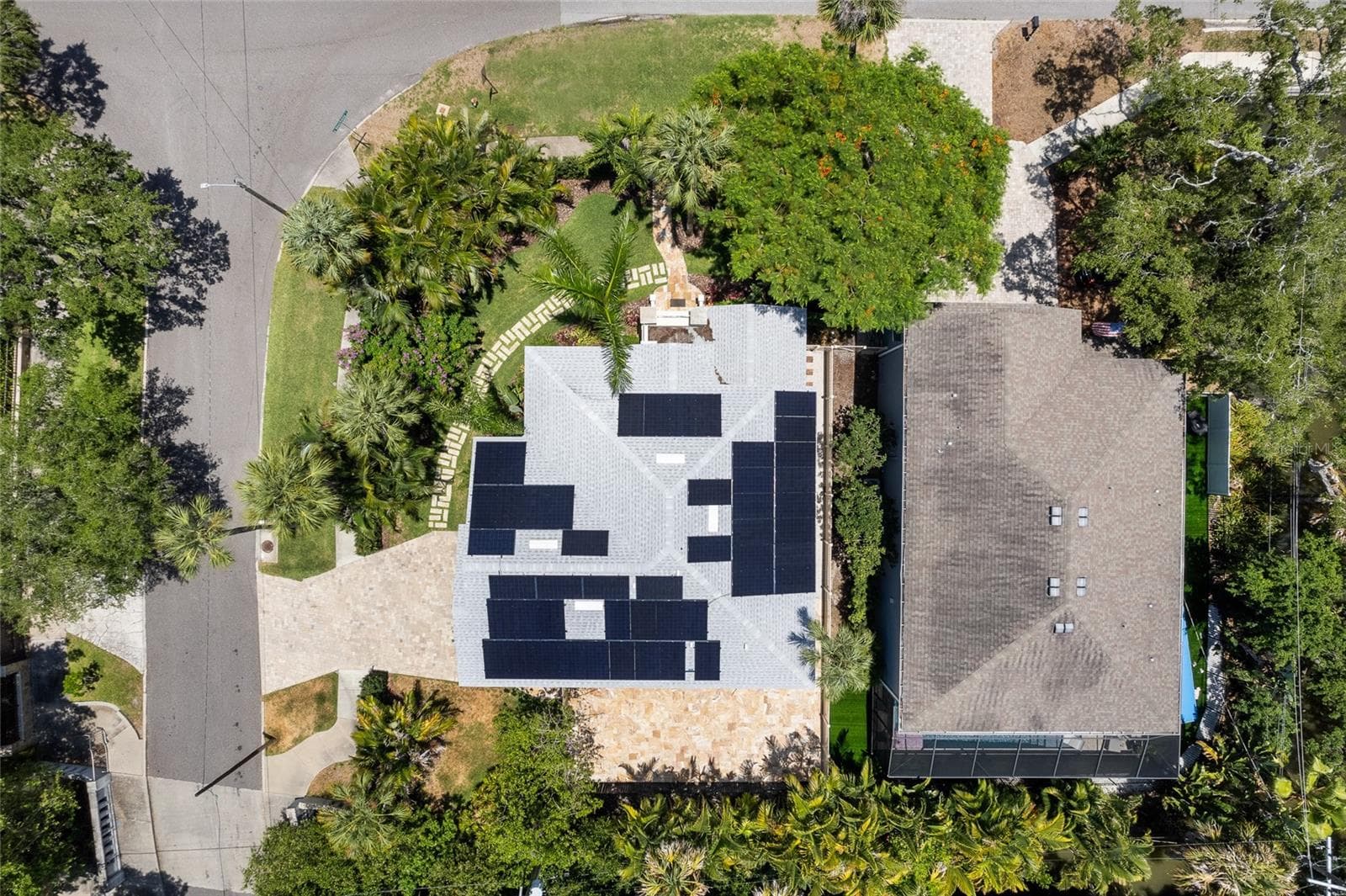 Paid for - 18.96kW photovoltaic solar system - Enough energy for entire home, multiple-electric-vehicle charging stations. - 4802 W BEACHWAY DR, TAMPA