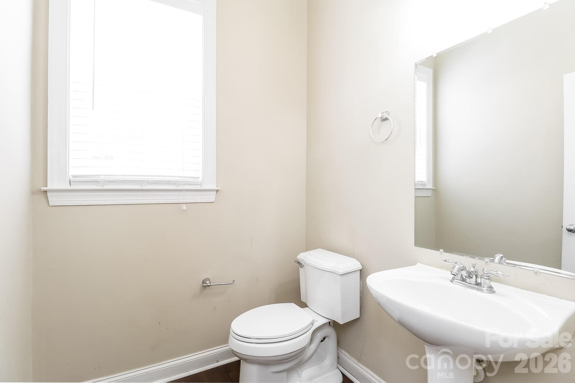 Single Family Residence at 10107 Daufuskie Drive, Charlotte, photo 19 of 23