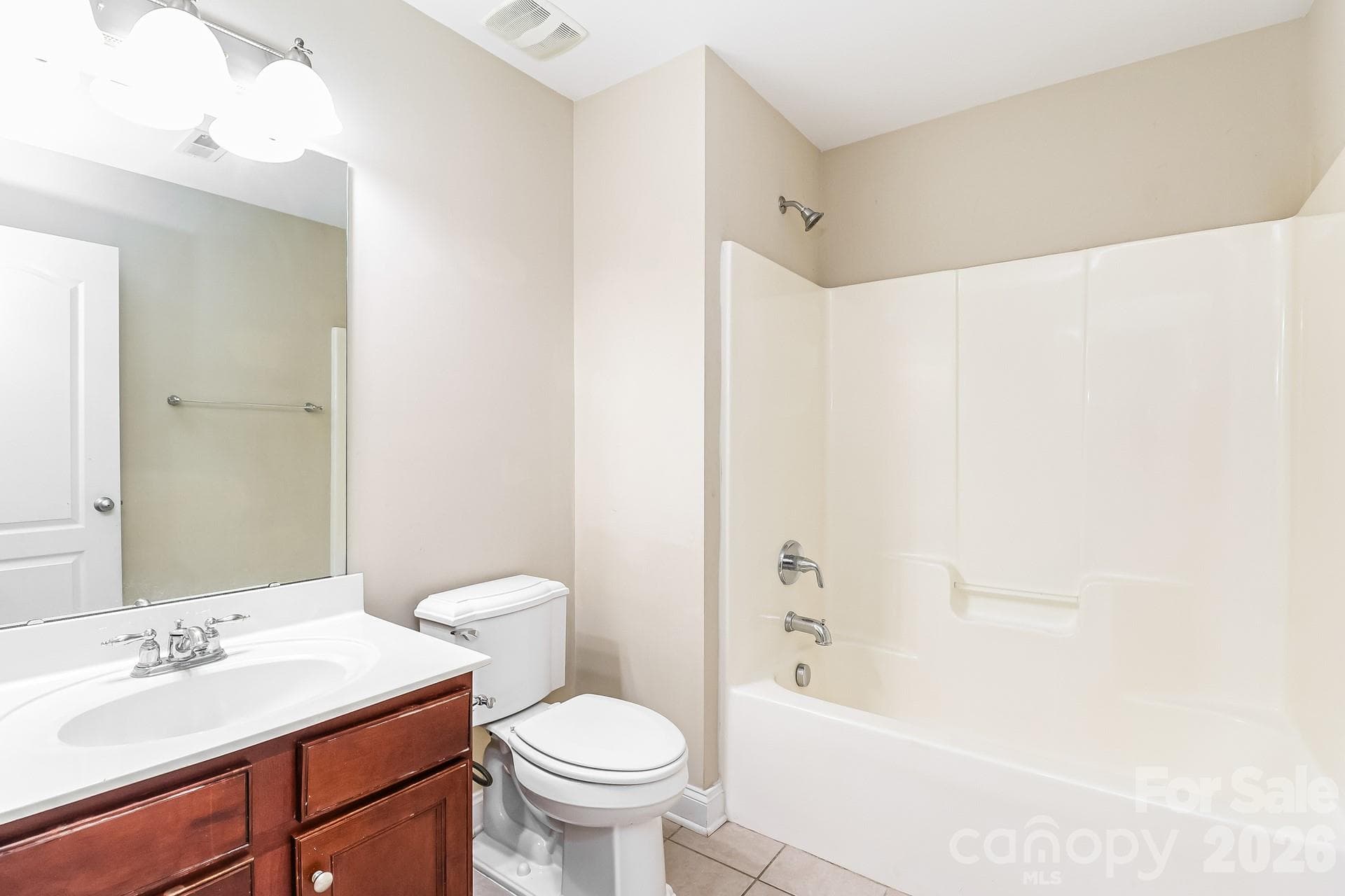 Single Family Residence at 10107 Daufuskie Drive, Charlotte, photo 20 of 23