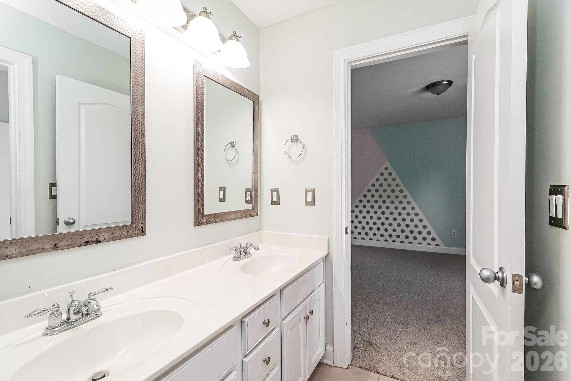 Single Family Residence at 10107 Daufuskie Drive, Charlotte, photo 21 of 23