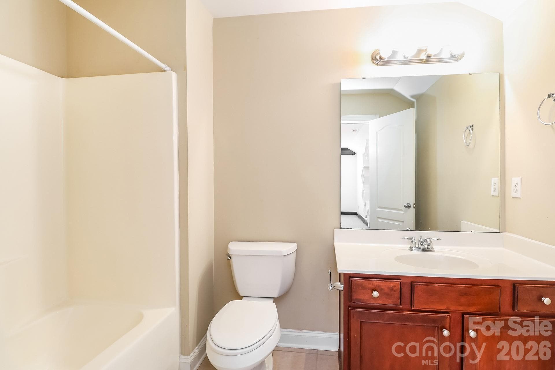 Single Family Residence at 10107 Daufuskie Drive, Charlotte, photo 22 of 23