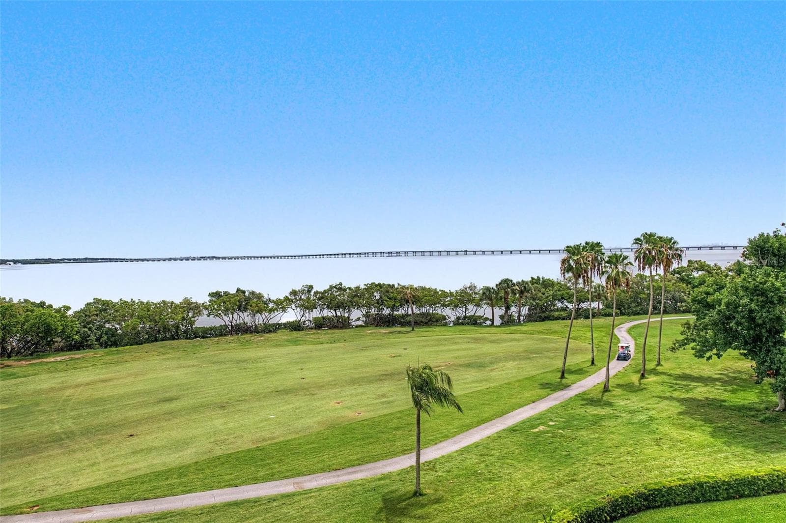 2618 COVE CAY DR #505