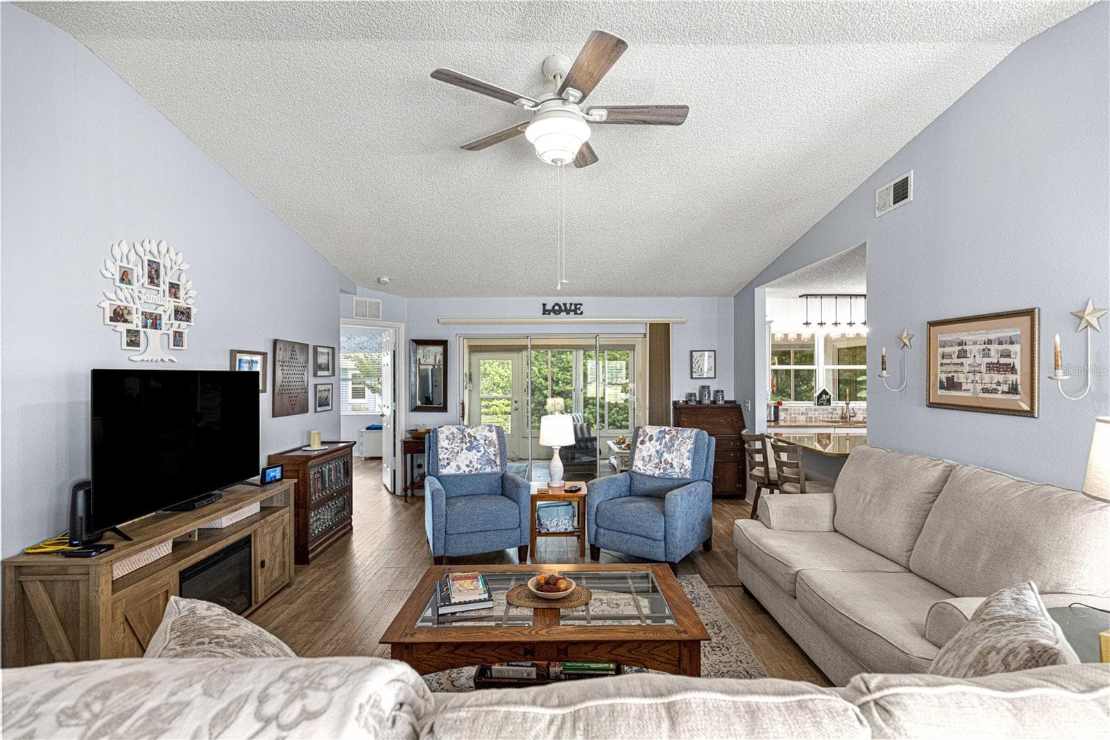 Single Family Residence at 6091 SW 84TH PLACE RD, OCALA, photo 9 of 60