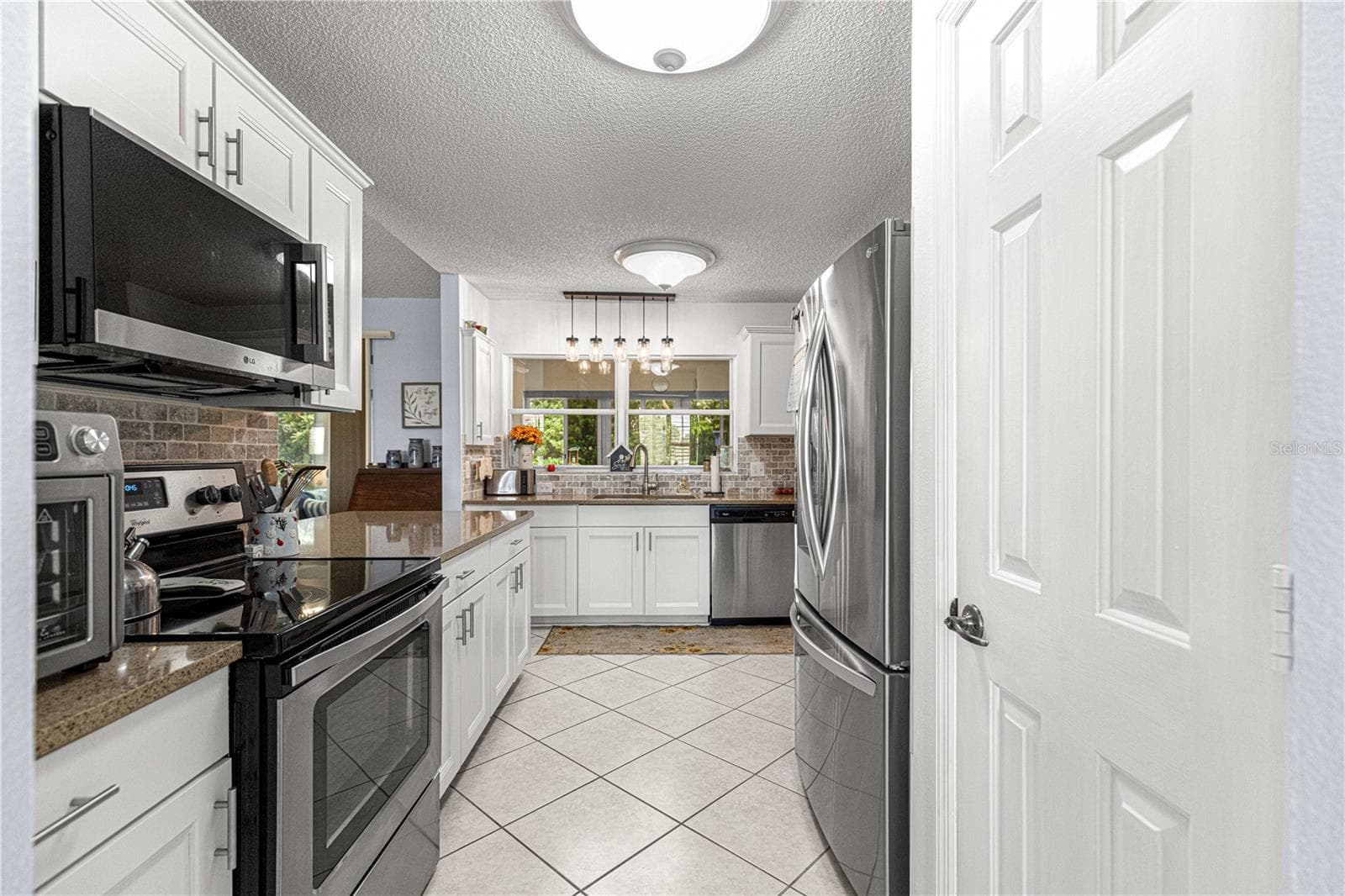 Single Family Residence at 6091 SW 84TH PLACE RD, OCALA, photo 13 of 60