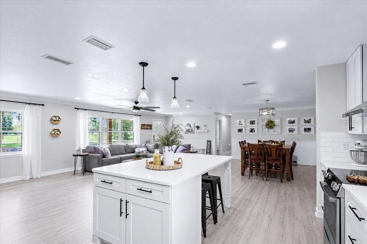 Single Family Residence at 3201 NW 202 ST, NEWBERRY, photo 6 of 62