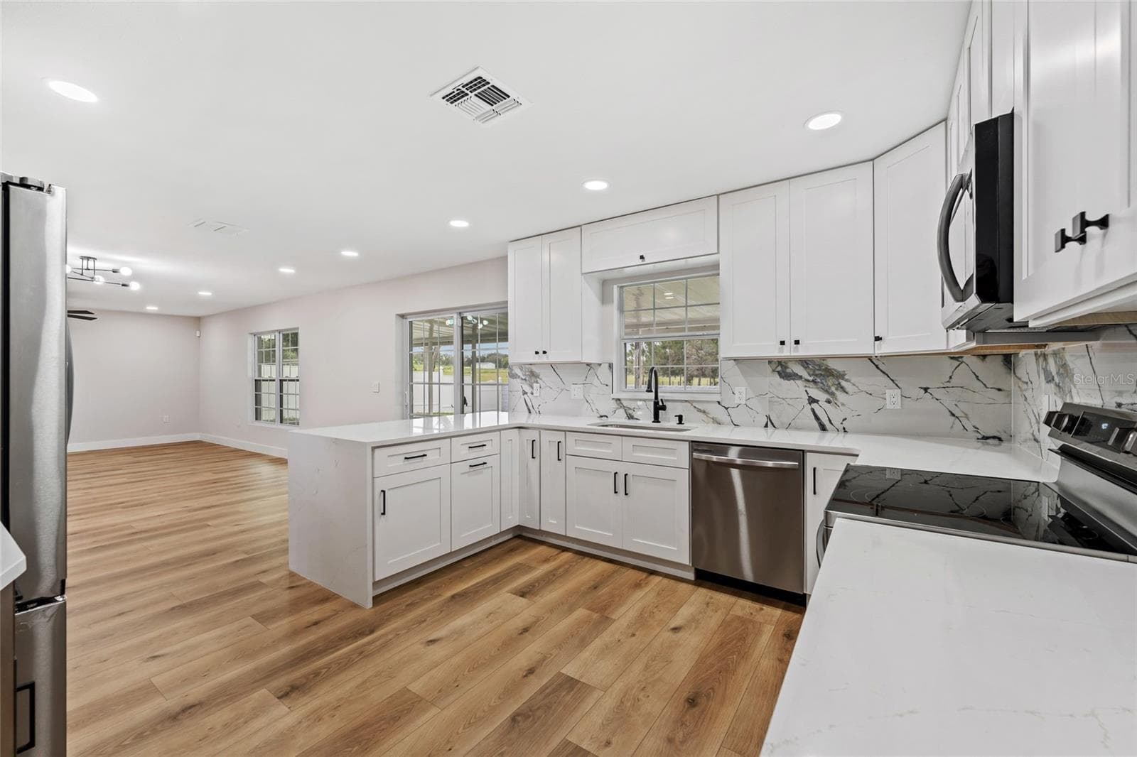 Single Family Residence at 2960 WHITE MAGNOLIA LOOP, CLERMONT, photo 16 of 50