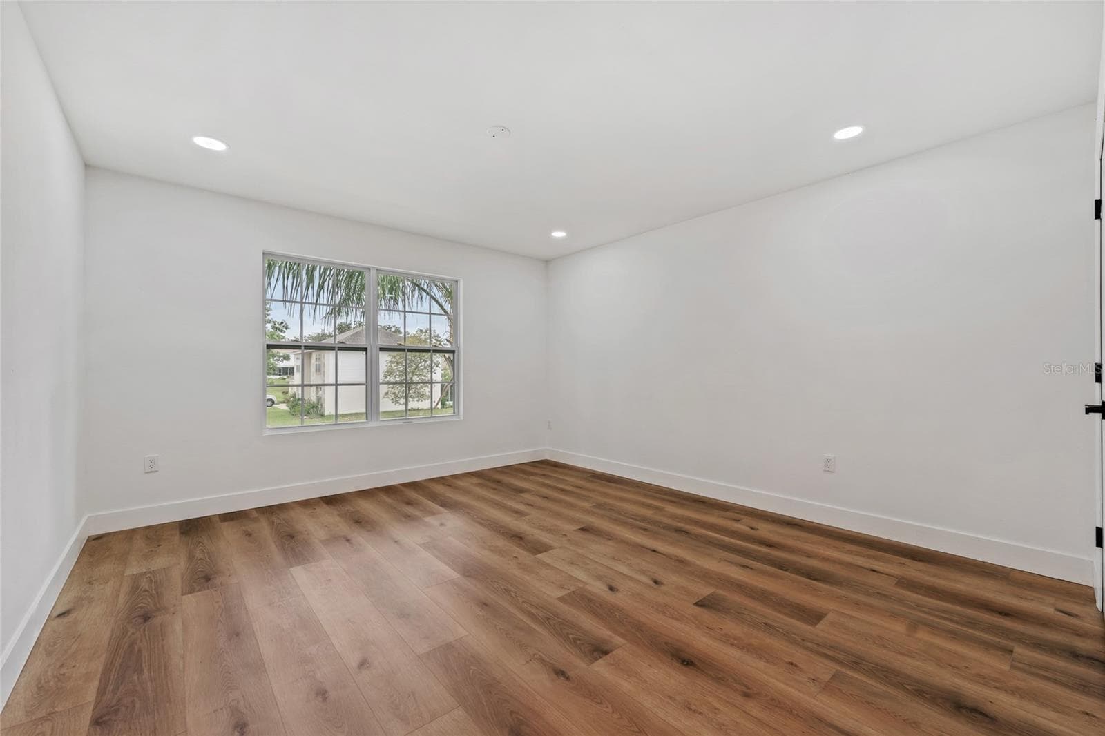 Single Family Residence at 2960 WHITE MAGNOLIA LOOP, CLERMONT, photo 34 of 50