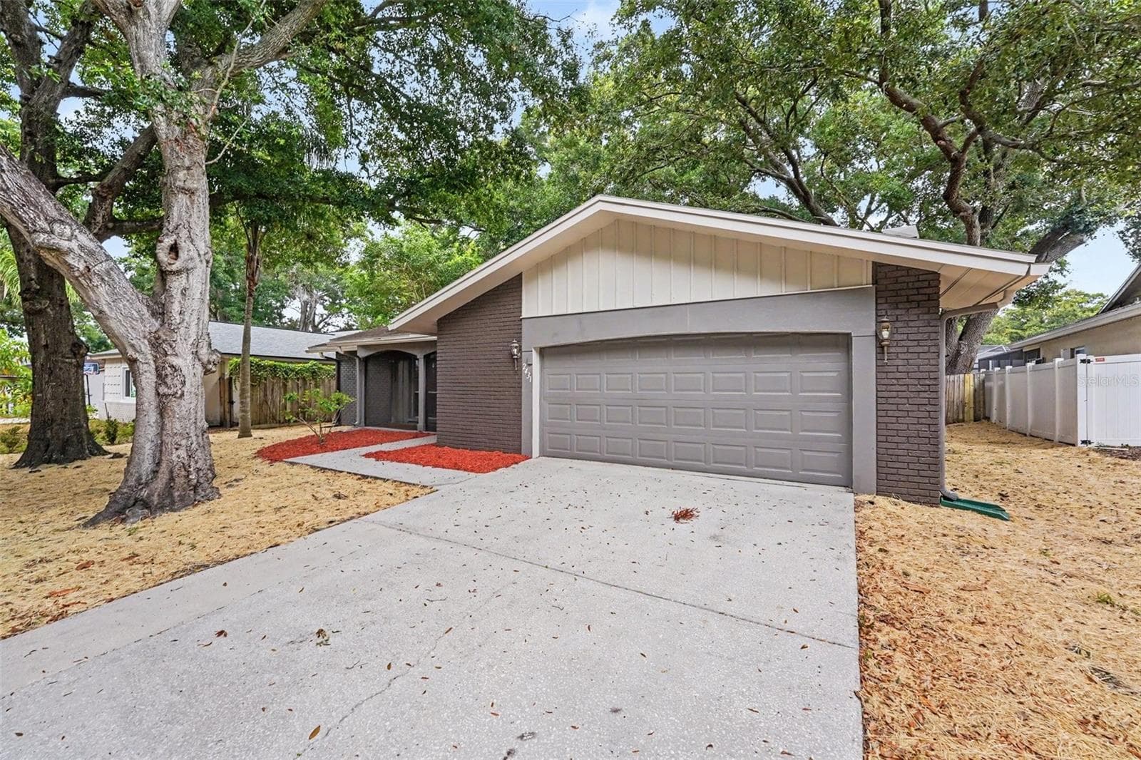 Single Family Residence at 2431 GROVE RIDGE DR, PALM HARBOR, photo 2 of 30
