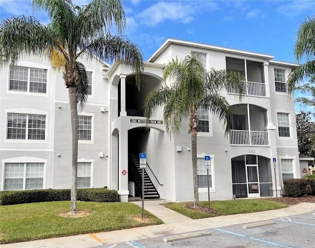 2302 BUTTERFLY PALM WAY #301