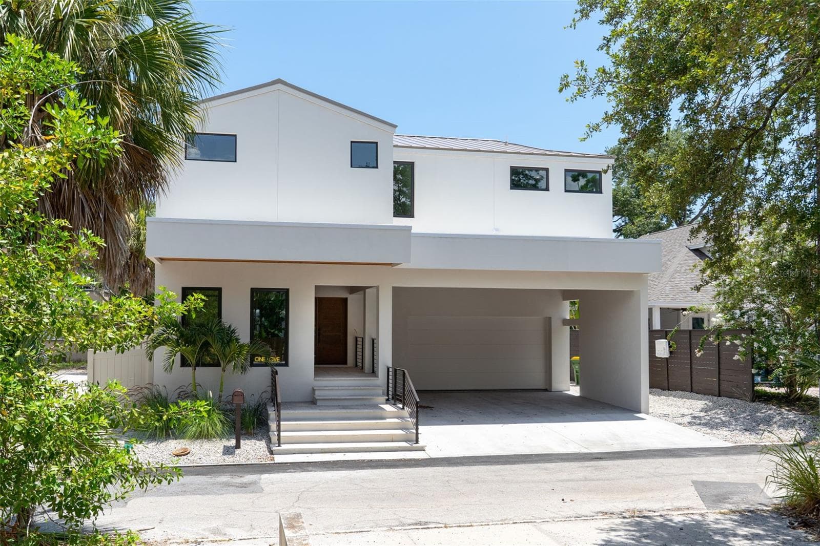 Single Family Residence at 1680 CHERRY LN, SARASOTA, photo 3 of 82