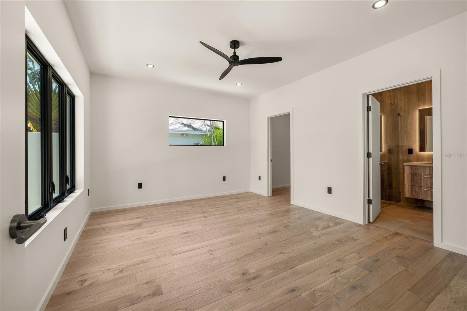 Single Family Residence at 1680 CHERRY LN, SARASOTA, photo 35 of 82