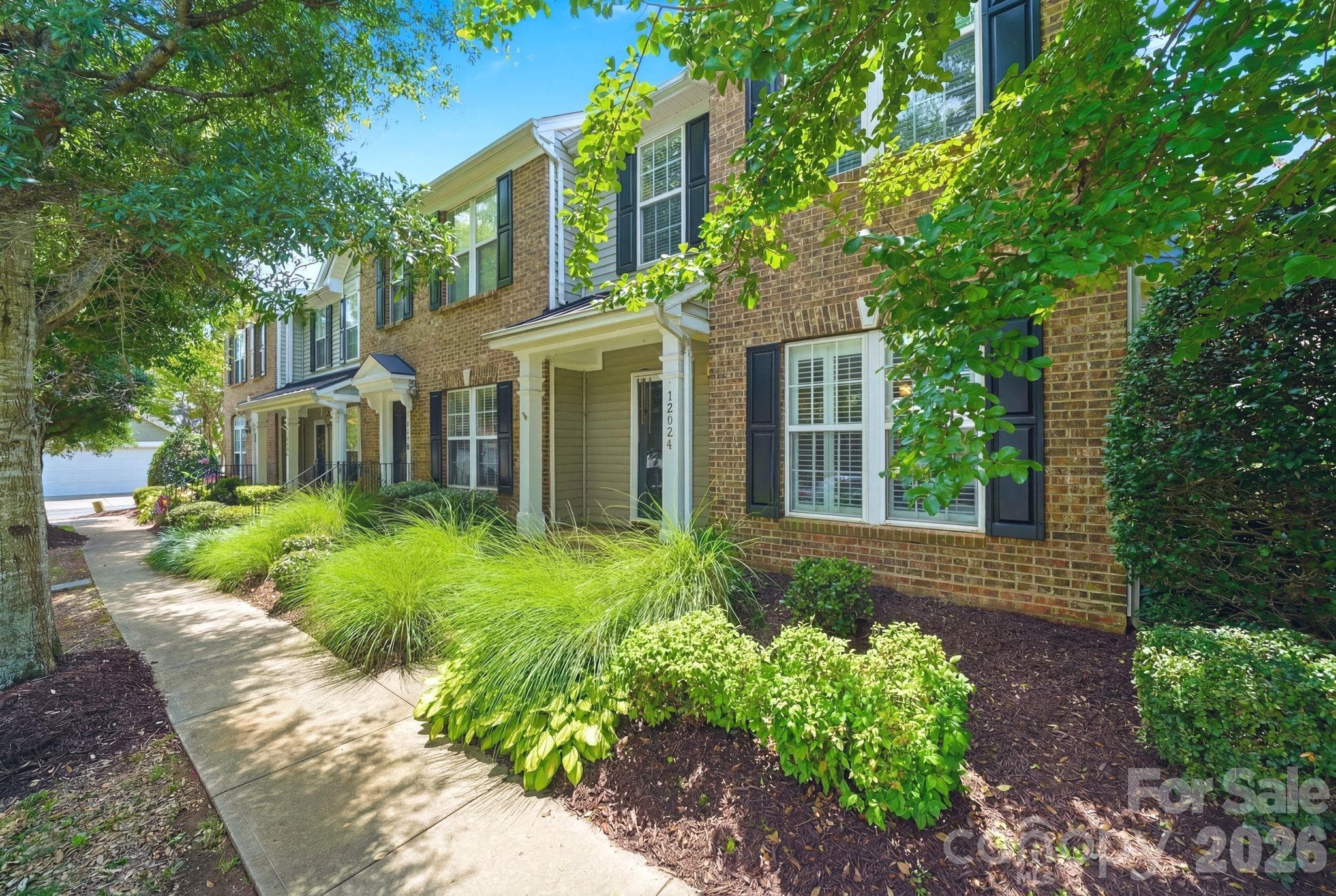 Townhouse at 12524 Eudora Lane, Charlotte, photo 4 of 47