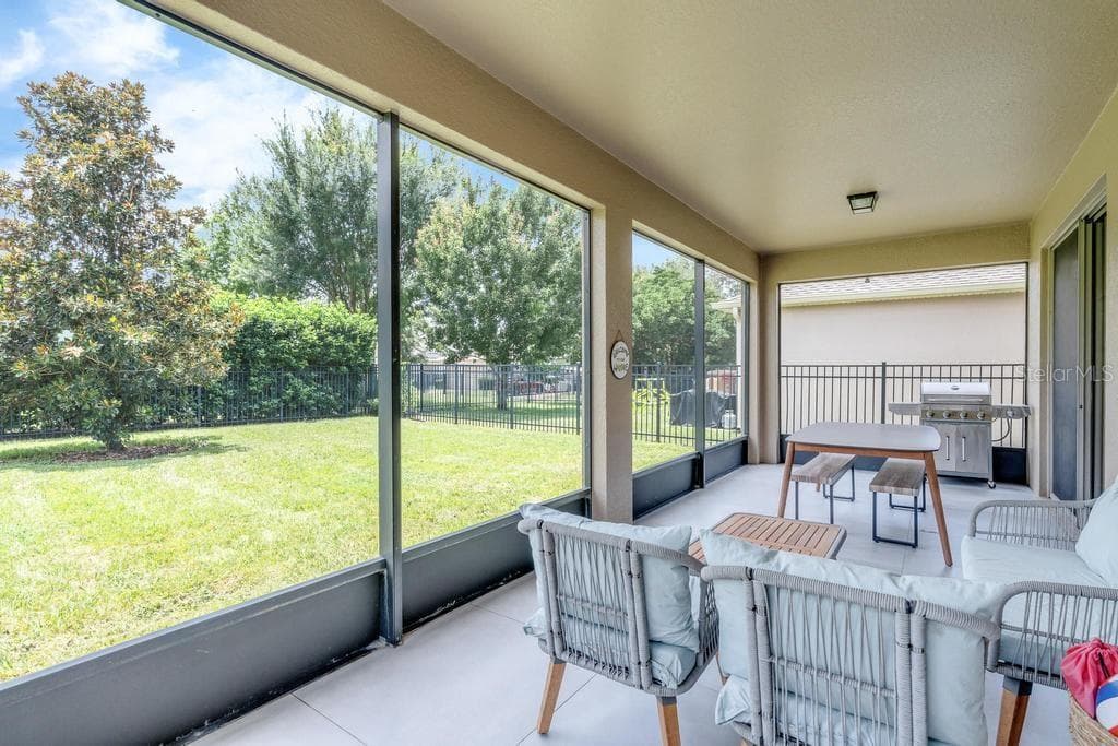 Single Family Residence at 15512 FOUNTAIN COVE CT, WINTER GARDEN, photo 21 of 55