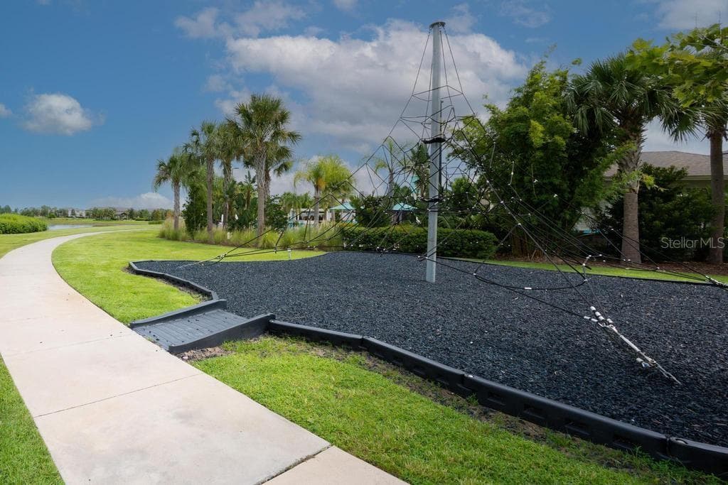 Single Family Residence at 15512 FOUNTAIN COVE CT, WINTER GARDEN, photo 46 of 55