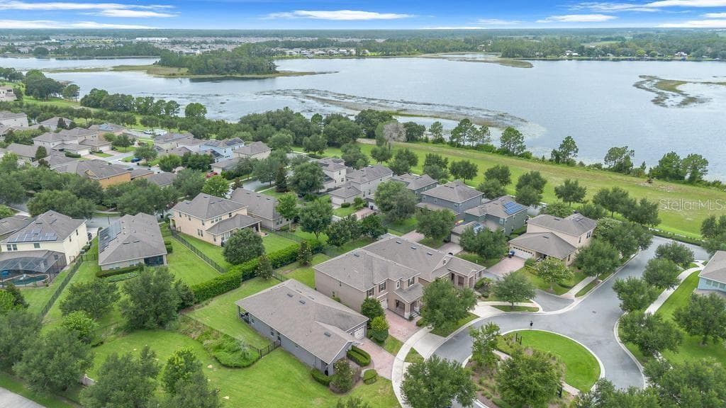 Single Family Residence at 15512 FOUNTAIN COVE CT, WINTER GARDEN, photo 52 of 55