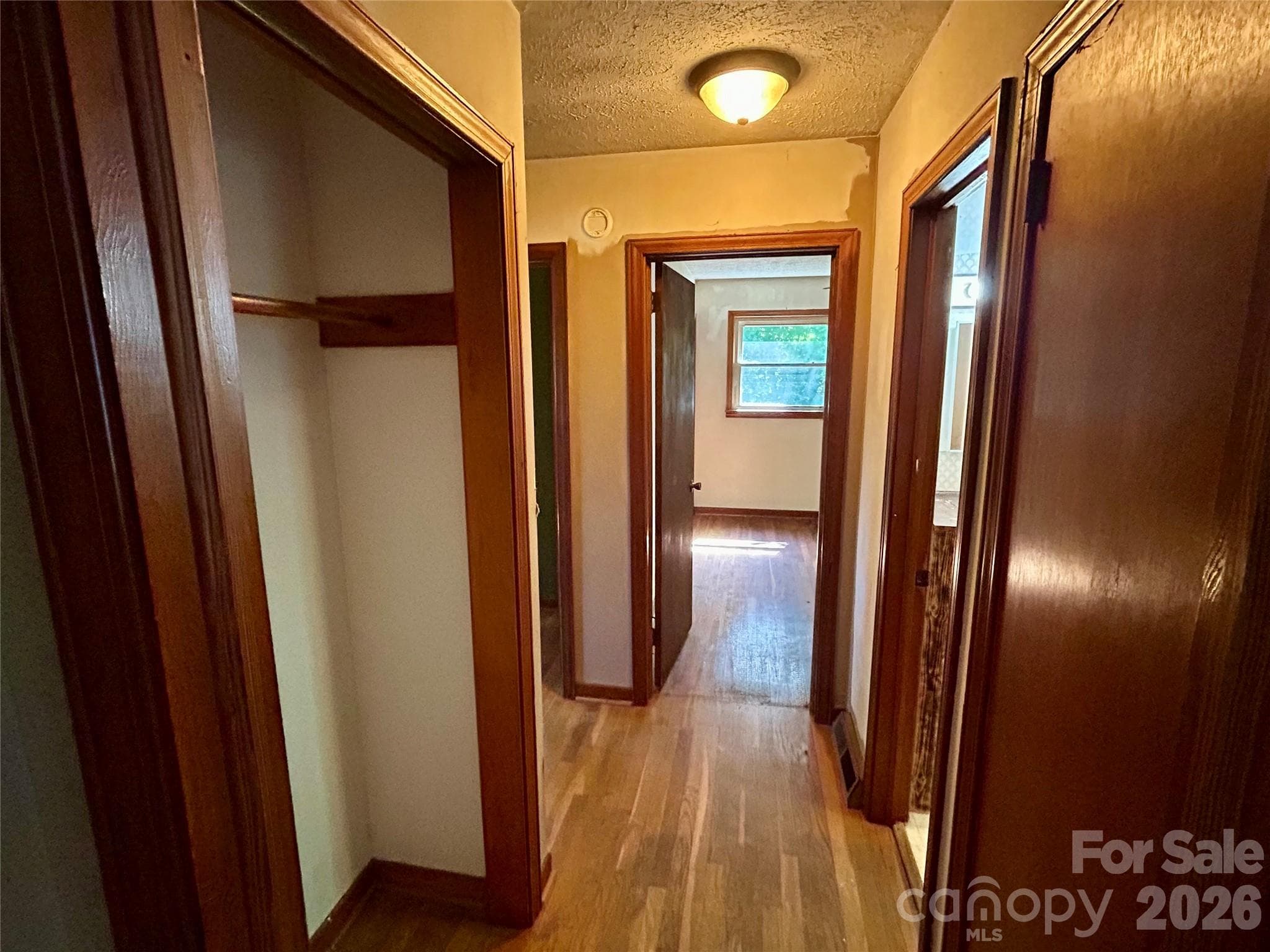Hallway - 169 Double Island Road, Burnsville