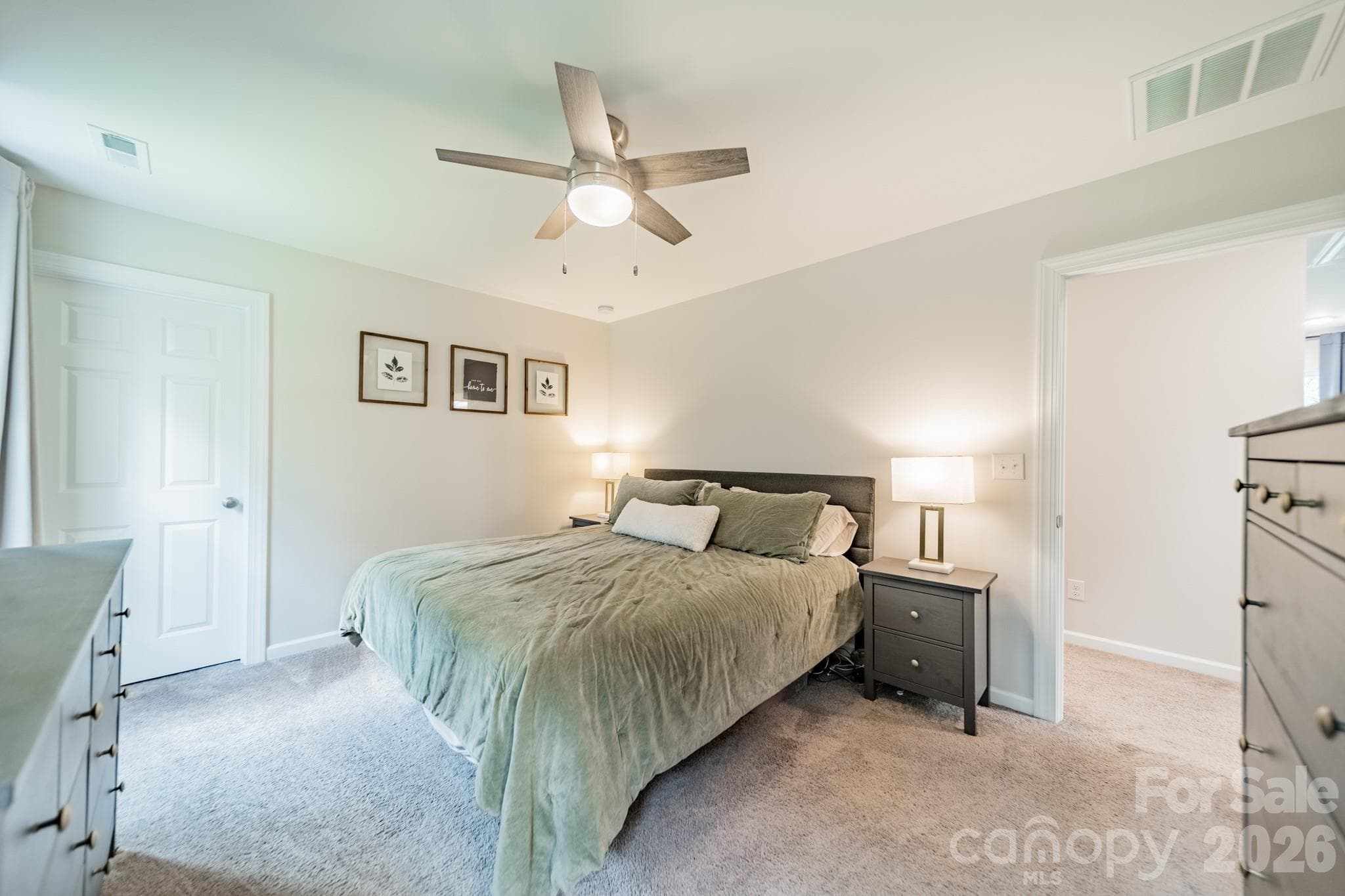 Primary Bedroom - 1977 Charles Avenue, Lancaster