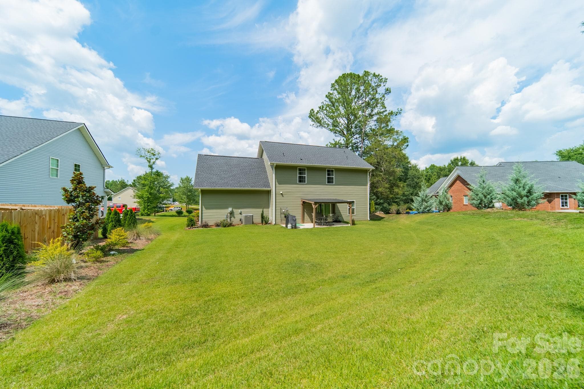Spacious Backyard - 1977 Charles Avenue, Lancaster