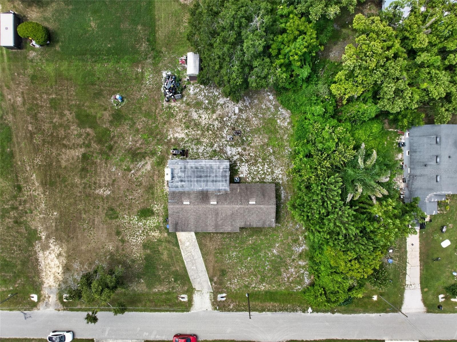 Overhead view of the existing structure and open buildable area. - 212 15TH AVE, OCOEE