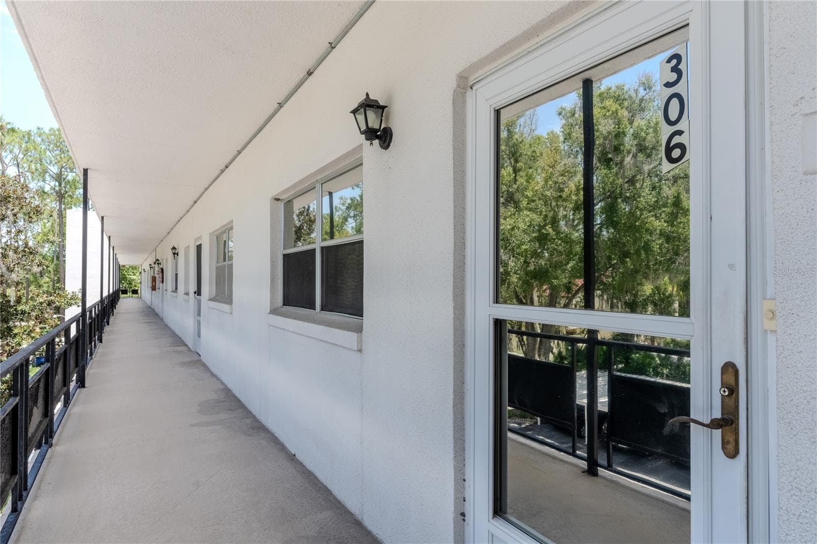 Condominium at 200 EL CAMINO DR #306, WINTER HAVEN, photo 3 of 31