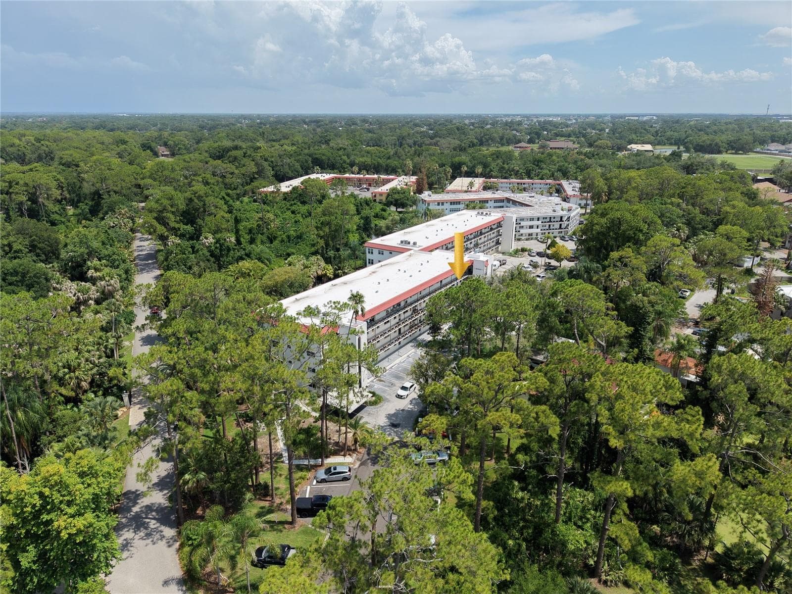 Condominium at 200 EL CAMINO DR #306, WINTER HAVEN, photo 2 of 31