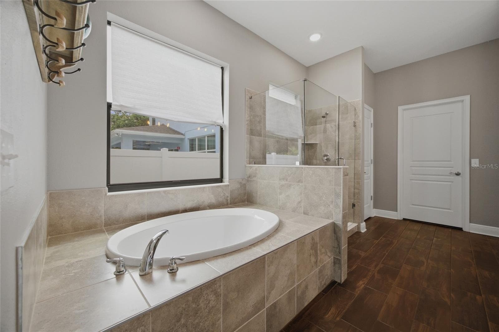 Single Family Residence at 2516 W CURTIS ST, TAMPA, photo 23 of 46