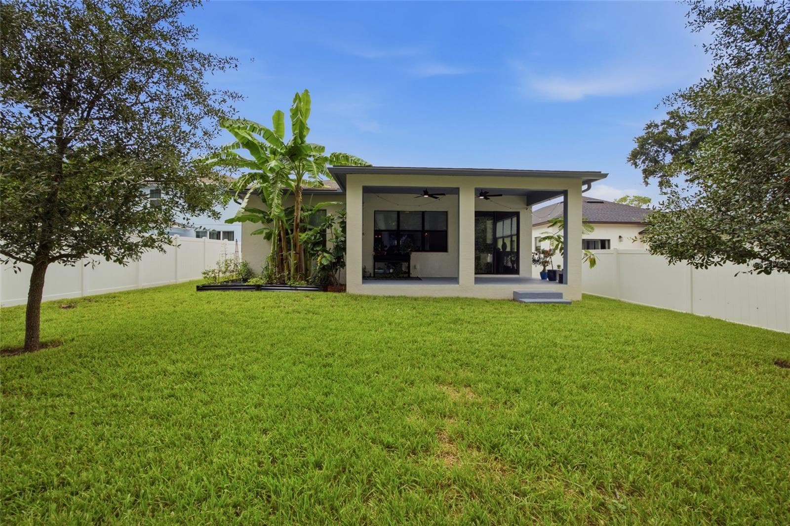 Single Family Residence at 2516 W CURTIS ST, TAMPA, photo 38 of 46