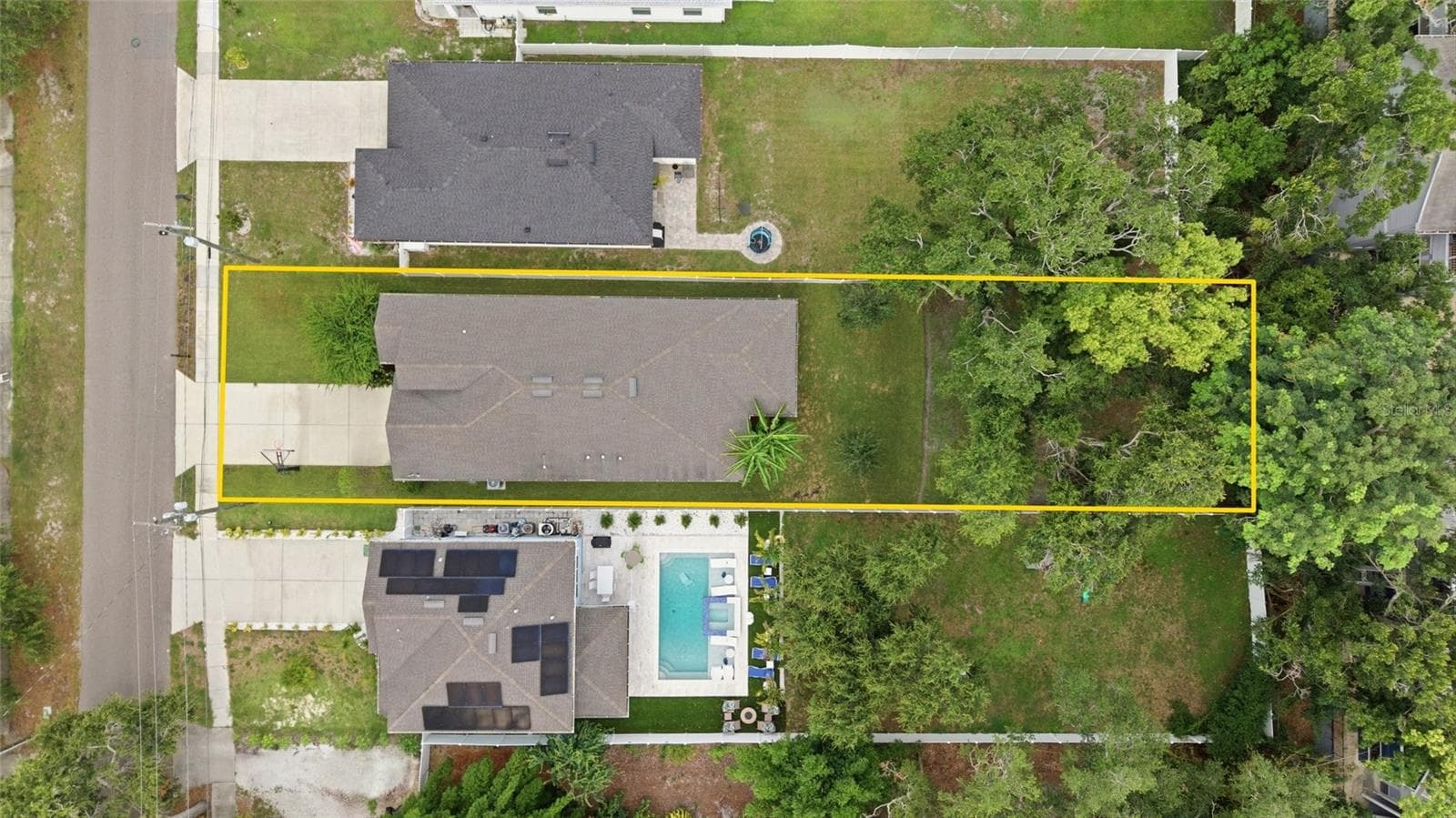 Single Family Residence at 2516 W CURTIS ST, TAMPA, photo 44 of 46