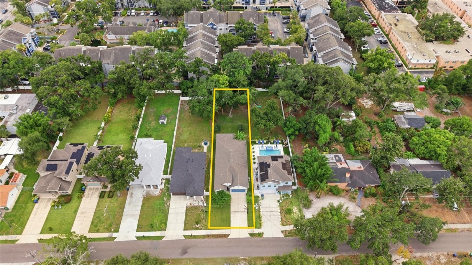 Single Family Residence at 2516 W CURTIS ST, TAMPA, photo 45 of 46