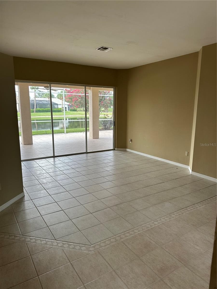 Single Family Residence at 11837 GRAND ISLES LN, FORT MYERS, photo 6 of 23