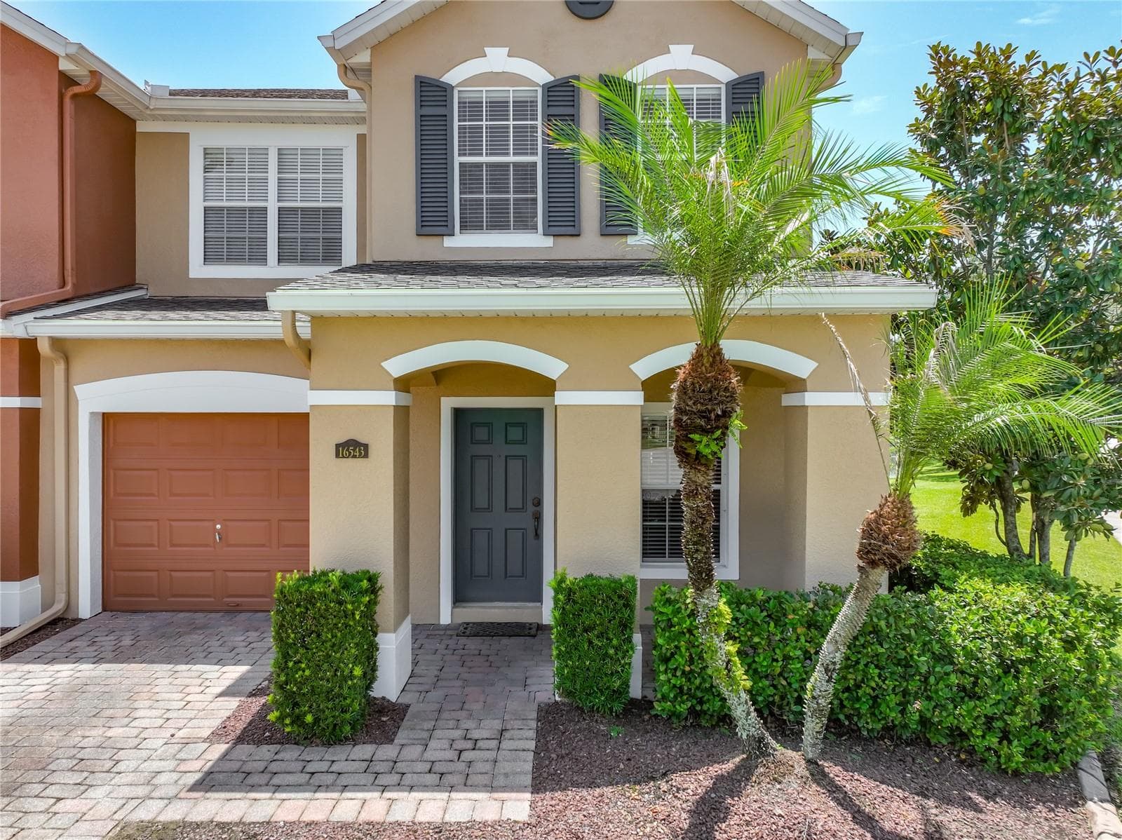 16543 CEDAR CREST DR