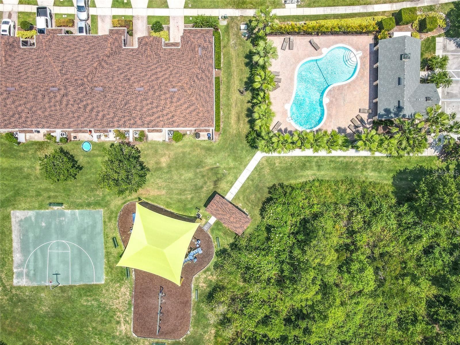 Timber Pointe amenities - 16543 CEDAR CREST DR, ORLANDO