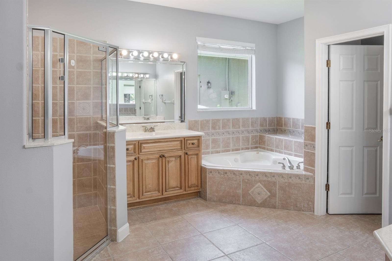Single Family Residence at 1771 LEE JANZEN DR, KISSIMMEE, photo 22 of 39