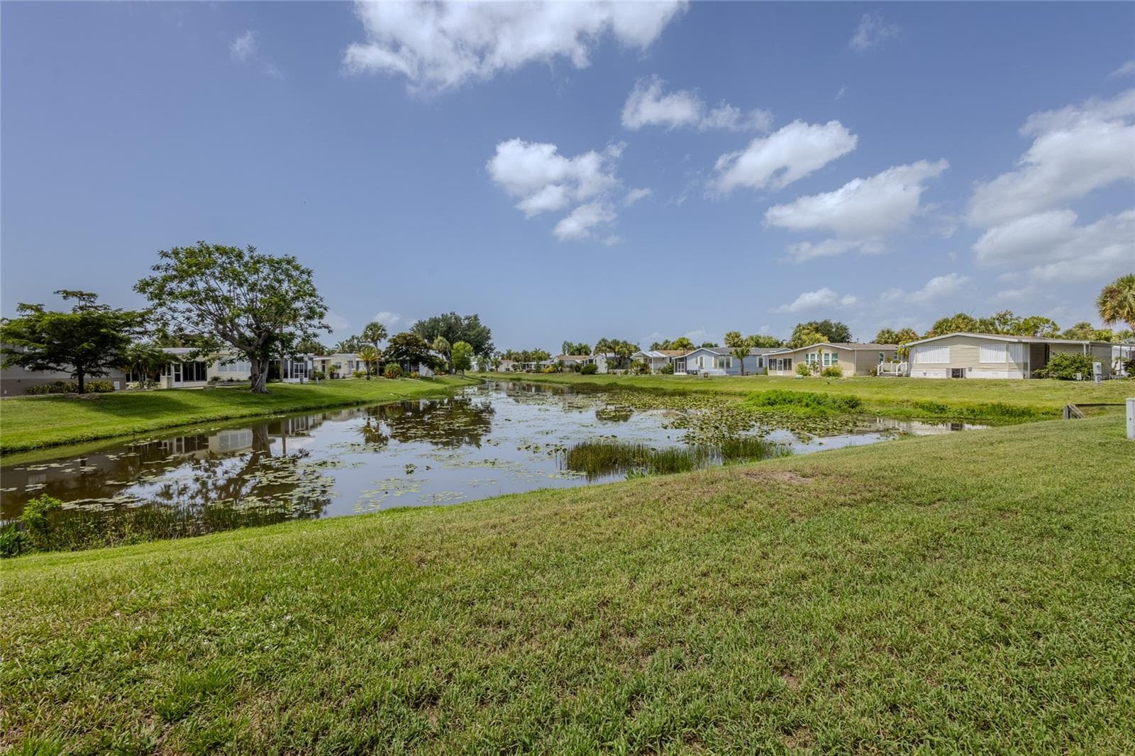 Manufactured Home at 2100 KINGS HWY #274, PORT CHARLOTTE, photo 3 of 90