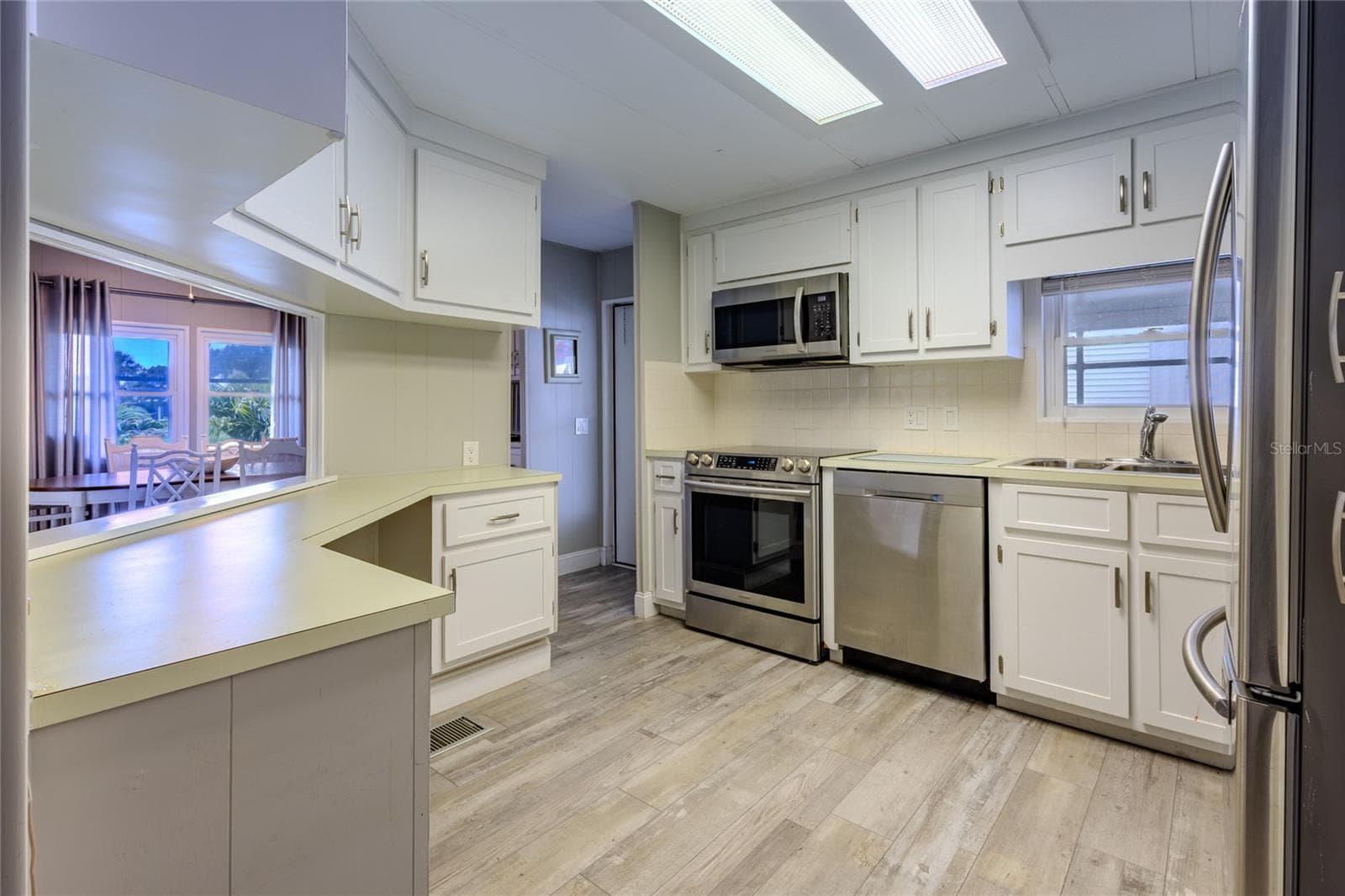 Manufactured Home at 2100 KINGS HWY #274, PORT CHARLOTTE, photo 8 of 90