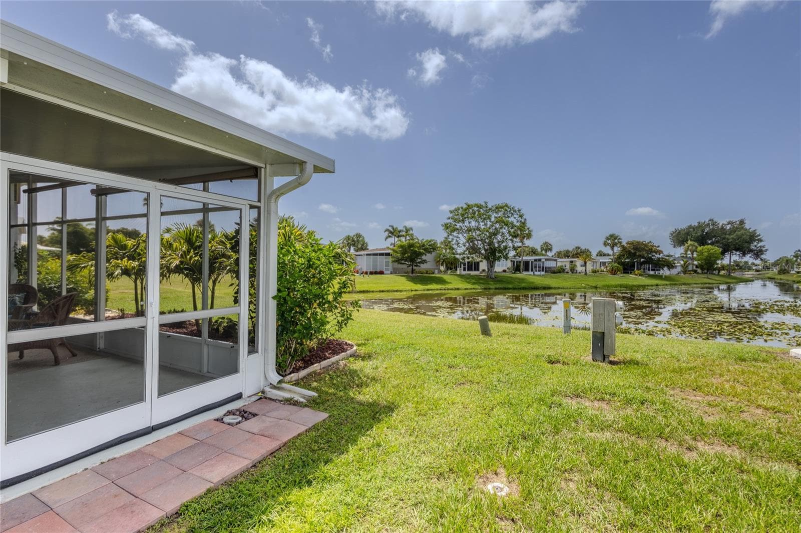 WATER VIEWS OFF BOTH LANAIS - 2100 KINGS HWY #274, PORT CHARLOTTE