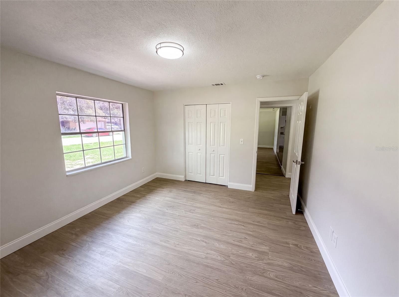 Single Family Residence at 585 HEWETT DR, ORLANDO, photo 8 of 22